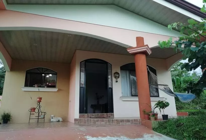 پانسیون Nayuribe Familiar House