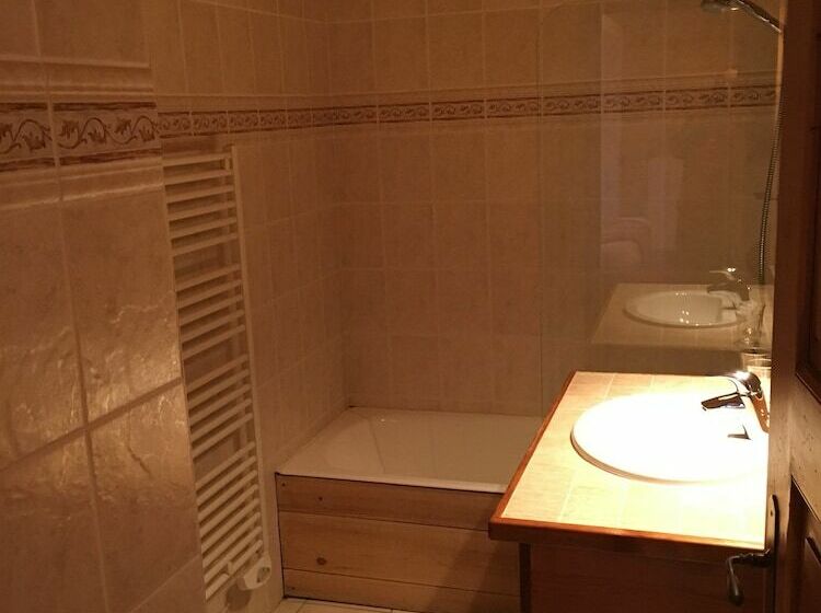 דירת נופש Chalet Le Sabaudia