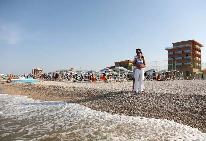 Abbazia Club Hotel Marotta