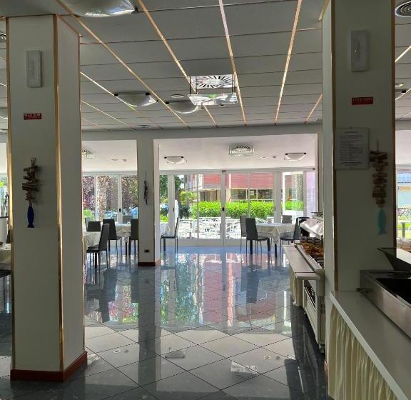 בית מלון כפרי Ai Pini