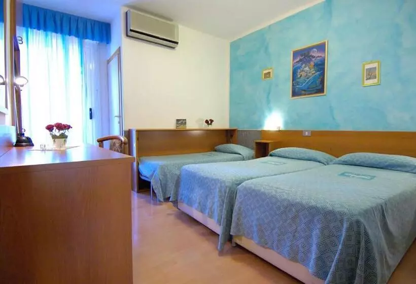 בית מלון כפרי Ai Pini