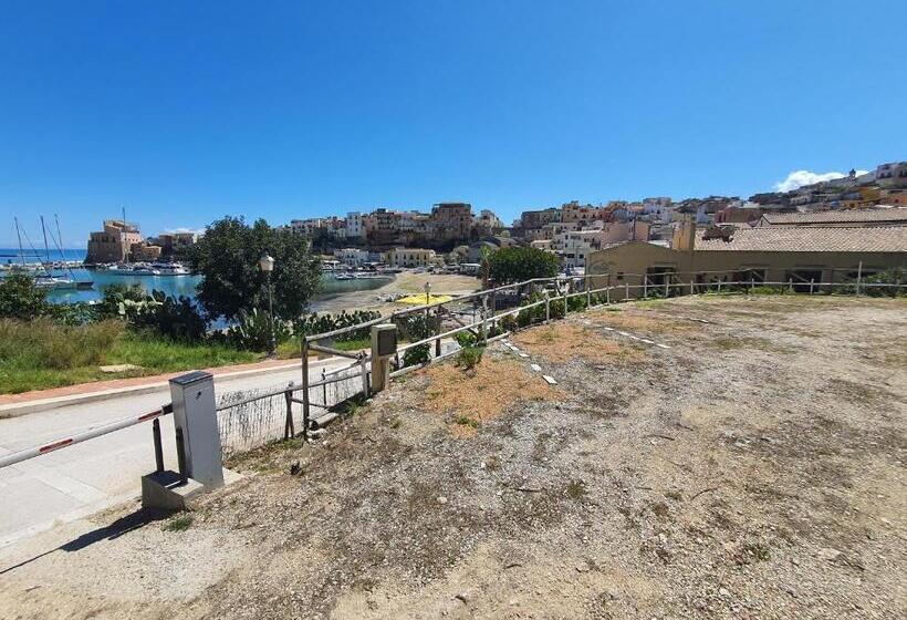 فندق Cala Marina