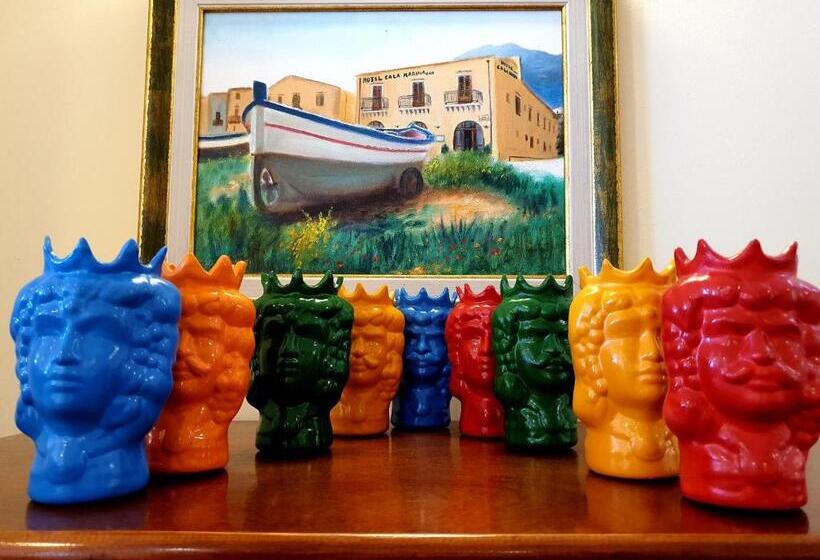 فندق Cala Marina