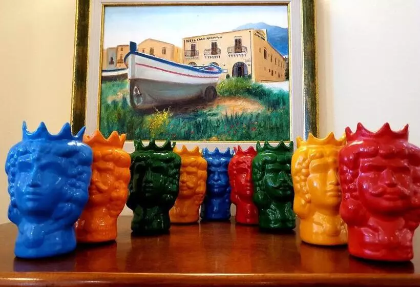 فندق Cala Marina