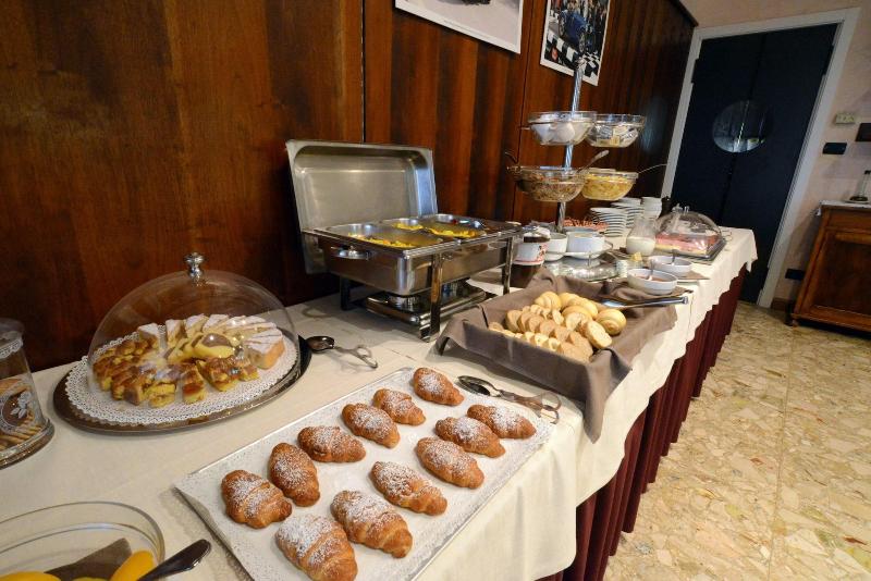 فندق Dolci Colli