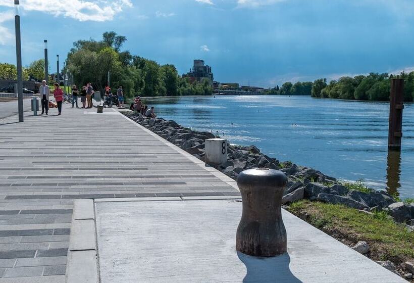 호텔 Europa   Restaurant