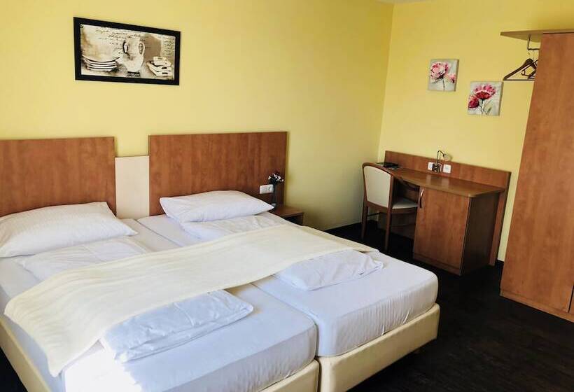 호텔 Europa   Restaurant