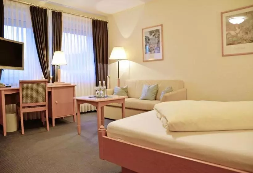 Hotelli Gasthof Am Forsthof