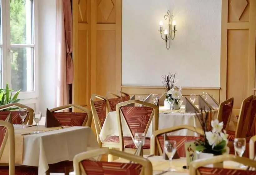 Hotelli Gasthof Am Forsthof