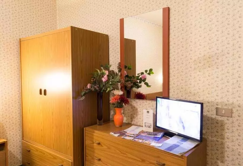 ホテル Italia Abbadia