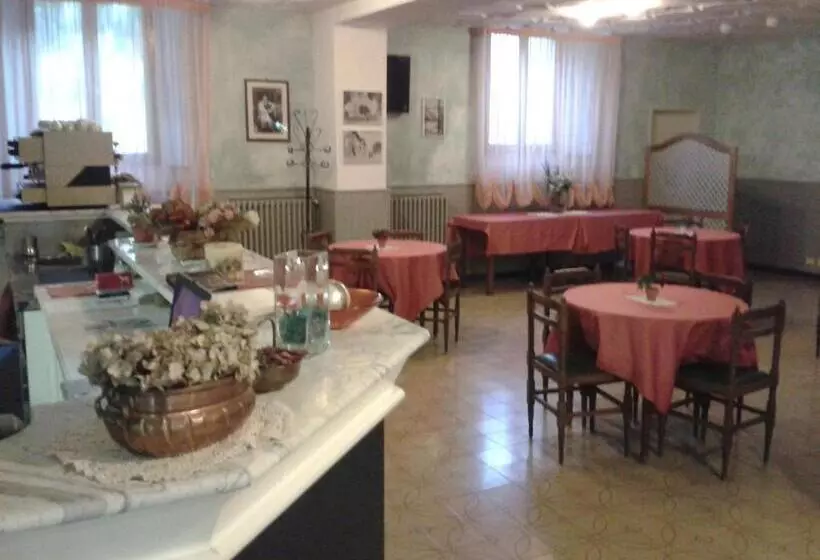 ホテル Italia Abbadia