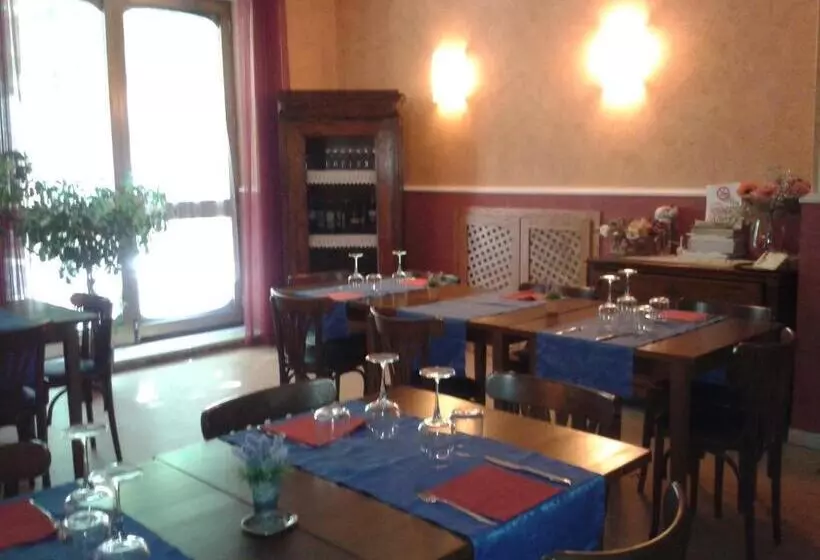 ホテル Italia Abbadia