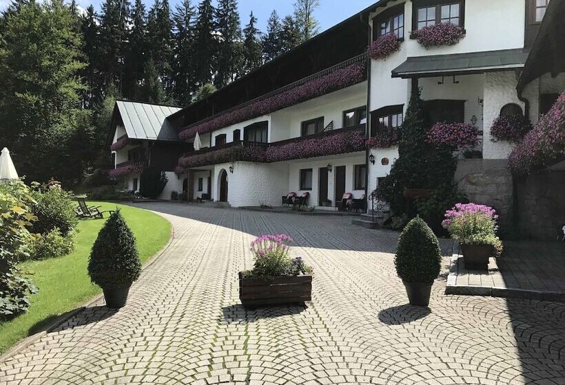 ホテル Landhaus Preißinger