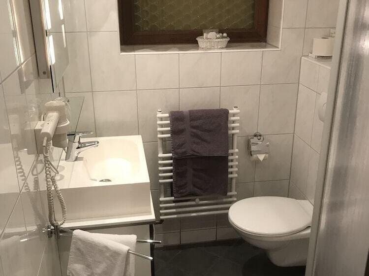 ホテル Landhaus Preißinger