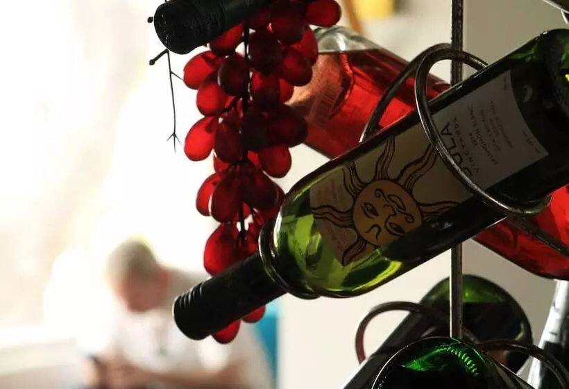 Hotel Old Lighthouse Bristow