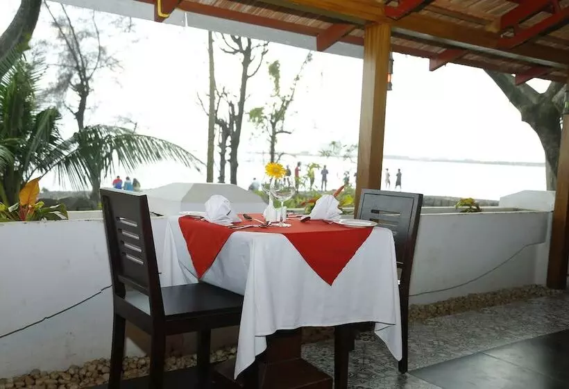 Hotel Old Lighthouse Bristow