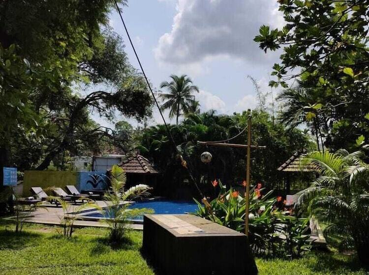 בית מלון כפרי Old Lighthouse Bristow