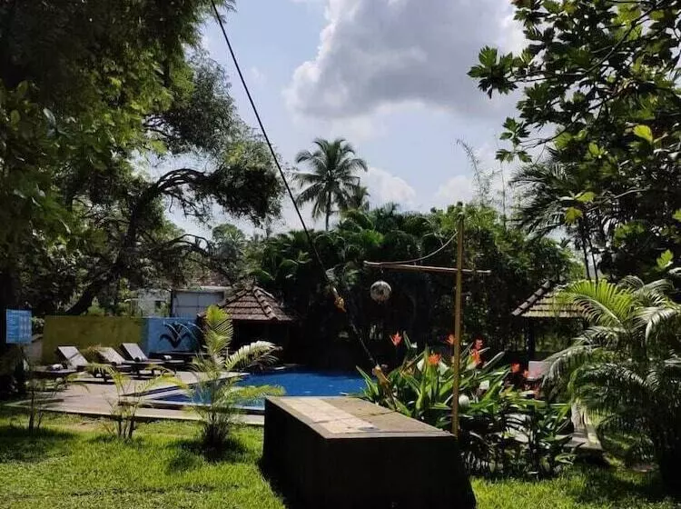 Hotel Old Lighthouse Bristow