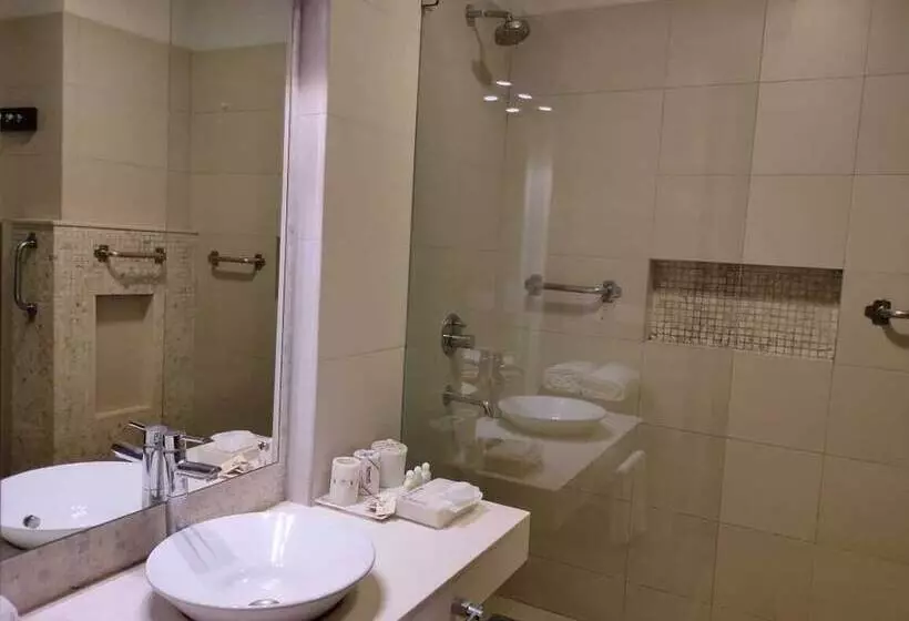 Hotel Old Lighthouse Bristow