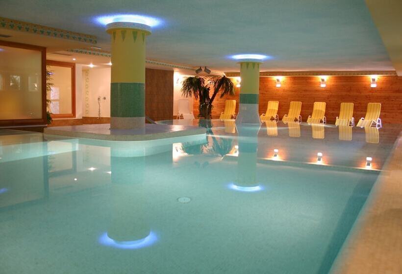 酒店 Residence Kristall  Fiemme Holidays