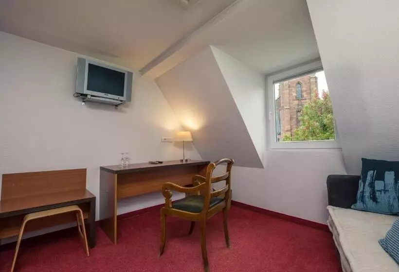 هتل Restaurant Notre Dame