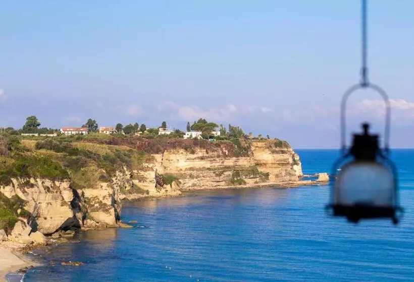 בית מלון כפרי Rocca Della Sena