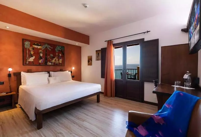 בית מלון כפרי Rocca Della Sena