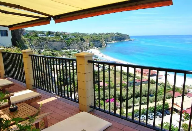 בית מלון כפרי Rocca Della Sena