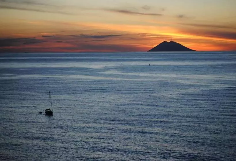 בית מלון כפרי Rocca Della Sena