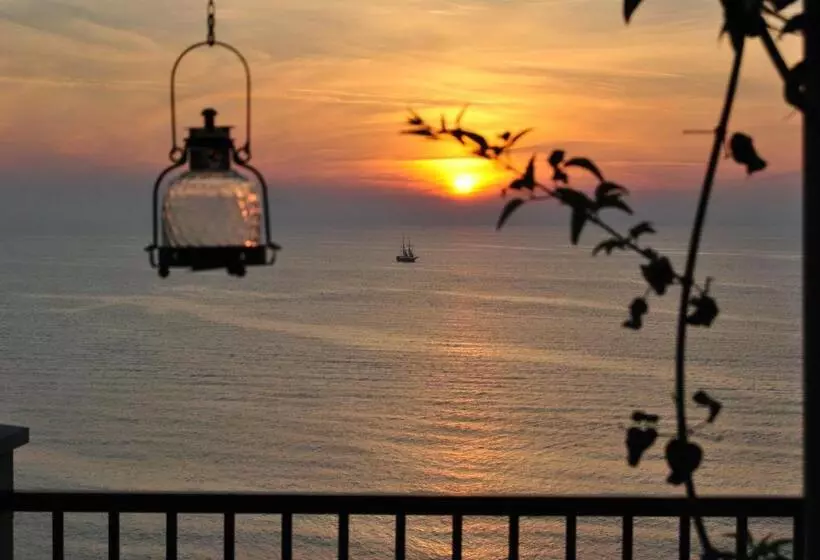 בית מלון כפרי Rocca Della Sena