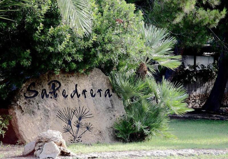 فندق Ristorante Sa Pedrera