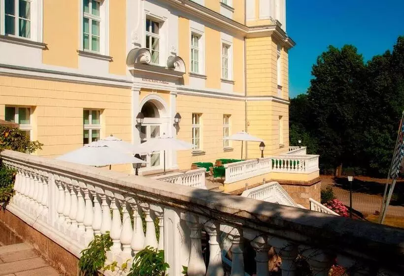 فندق Schloss Schwarzenfeld