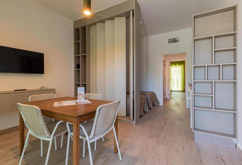 فندق Seapark Spa Resort