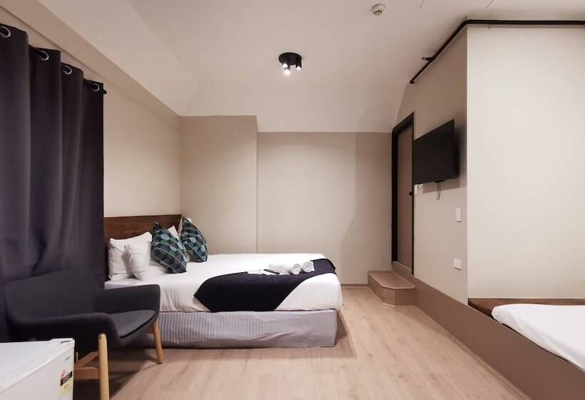 בית מלון כפרי Sydney Crecy