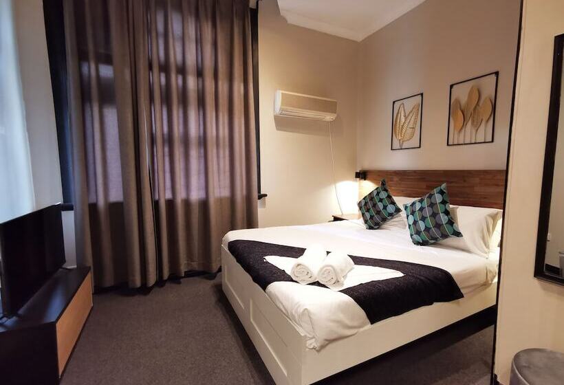 בית מלון כפרי Sydney Crecy