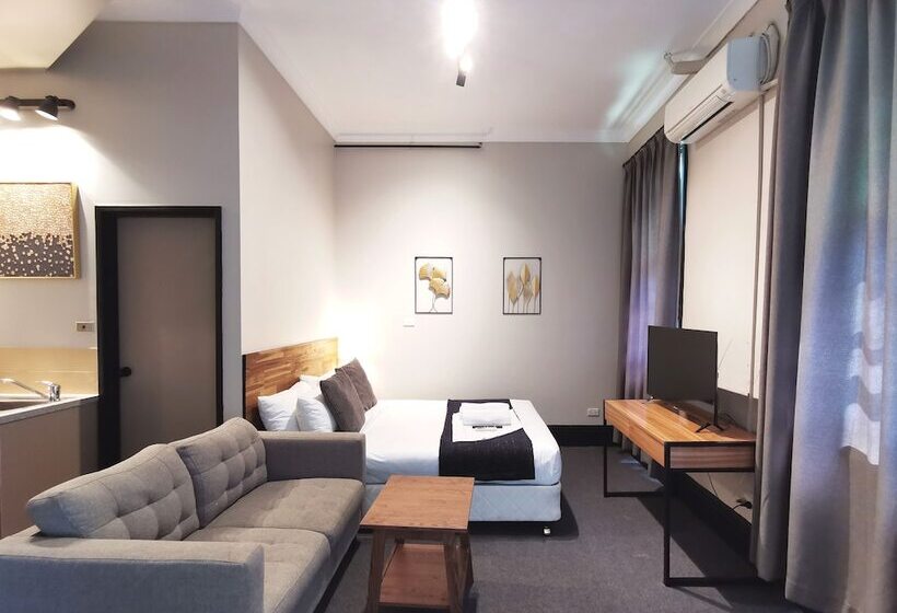 בית מלון כפרי Sydney Crecy