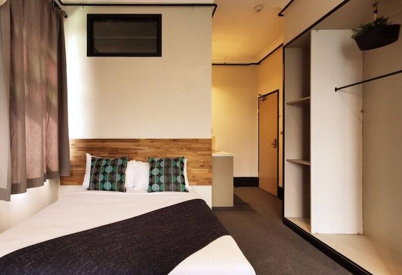 בית מלון כפרי Sydney Crecy