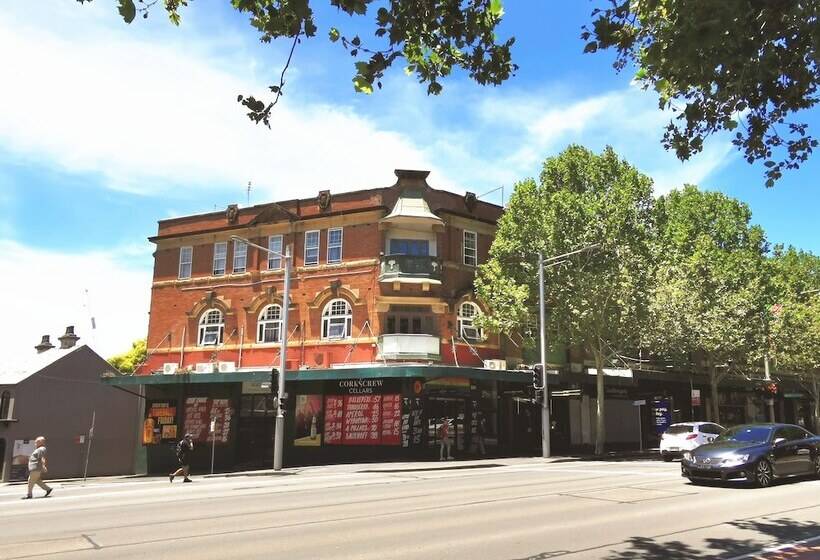 בית מלון כפרי Sydney Crecy