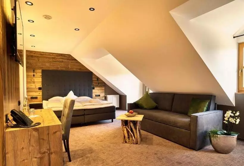 호텔 Zedernhof Gesundheits & Wellness