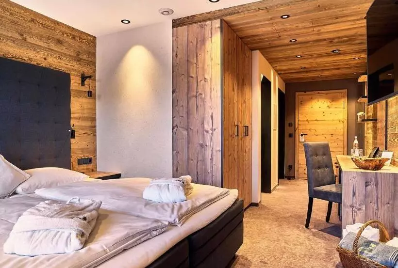 호텔 Zedernhof Gesundheits & Wellness