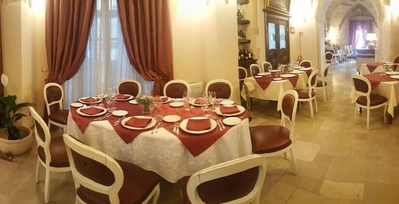 Kelina Charme Hotel By Cantine Due Palme