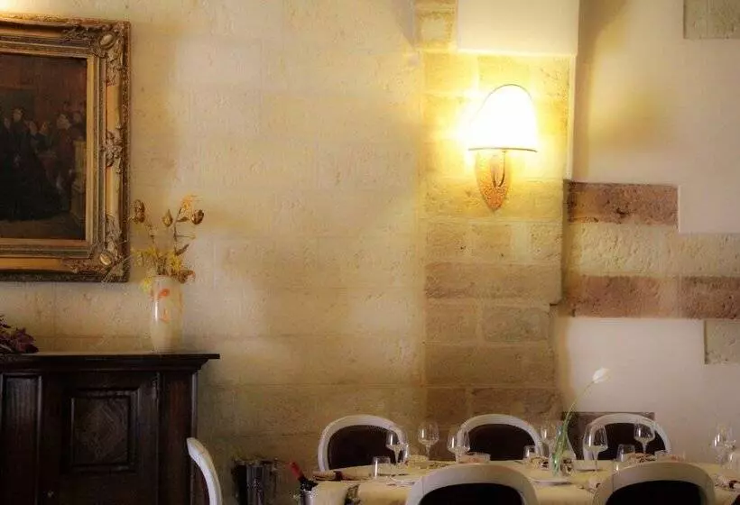 Kelina Charme Hotel By Cantine Due Palme