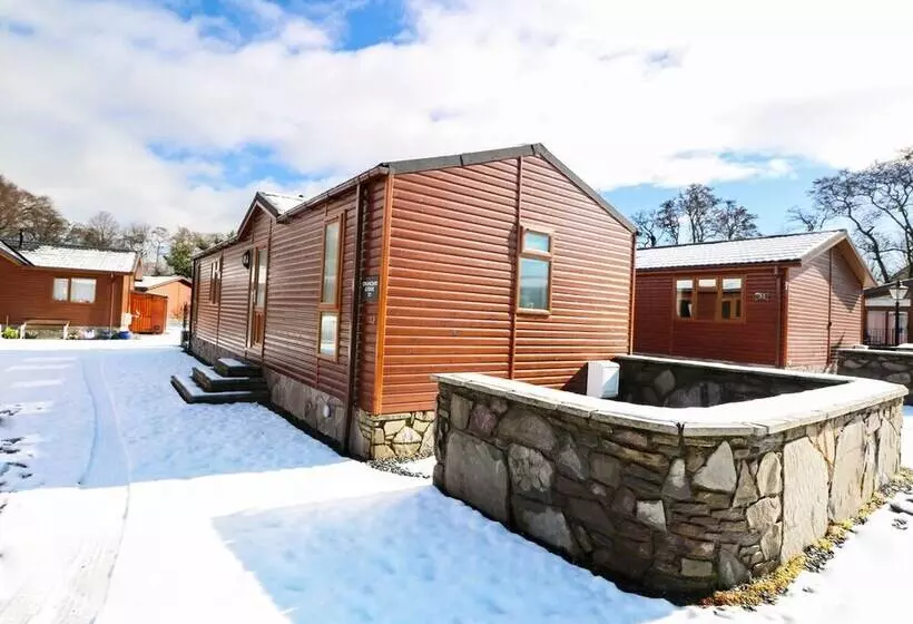 32 Cruachan Lodge