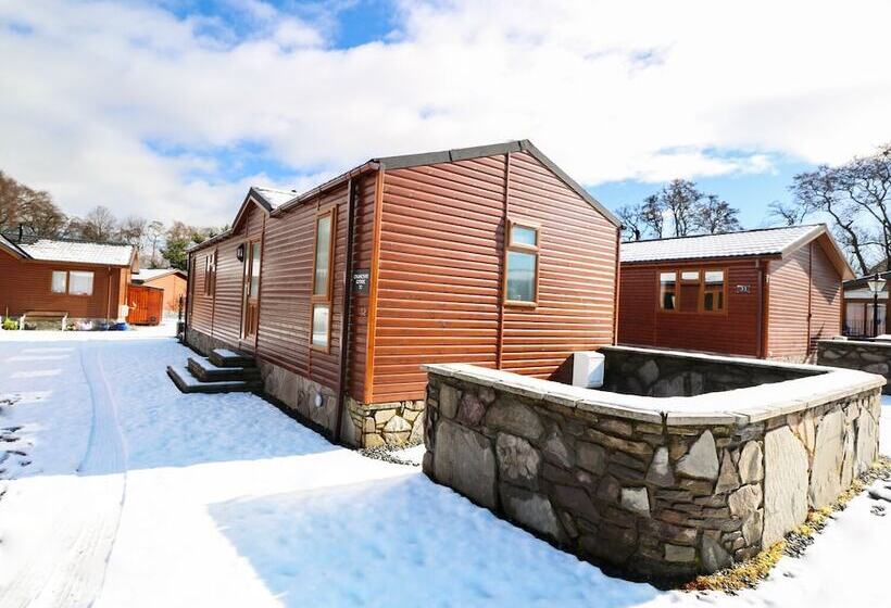 32 Cruachan Lodge