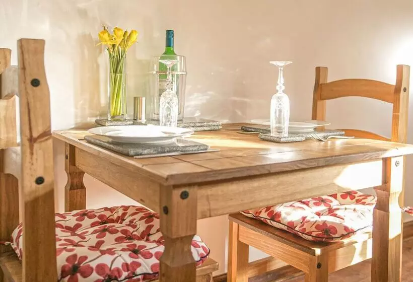Ashknott Cottage