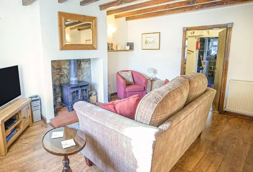 Ashknott Cottage
