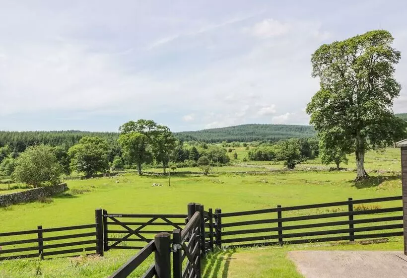 Bracken Holiday Cottage