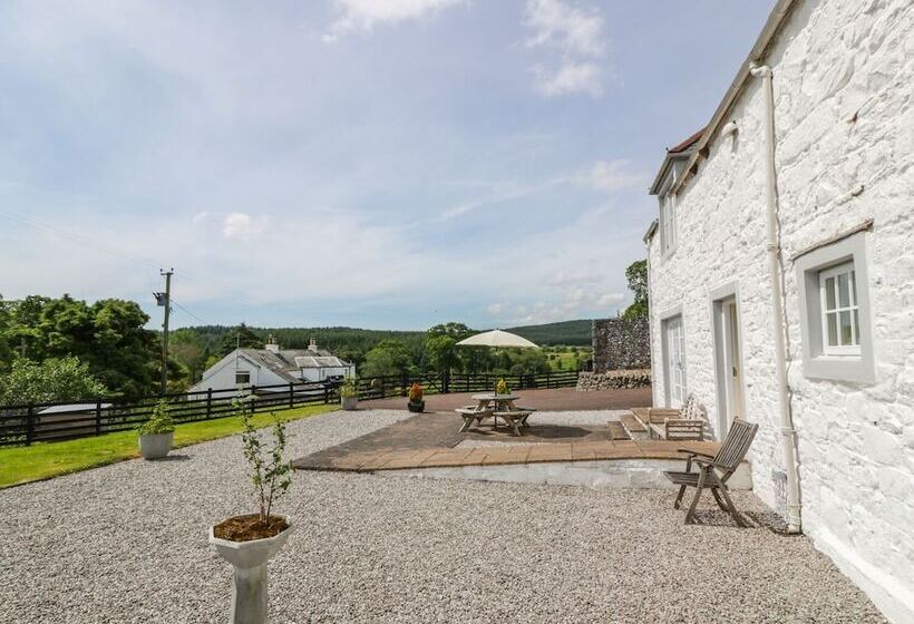 Bracken Holiday Cottage