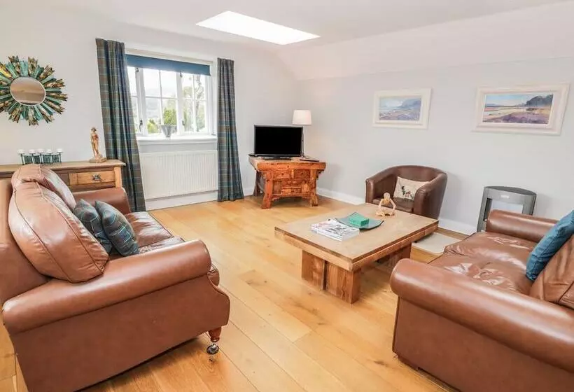 Bracken Holiday Cottage