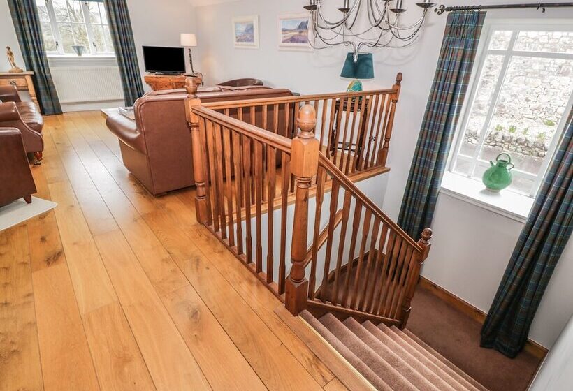 Bracken Holiday Cottage